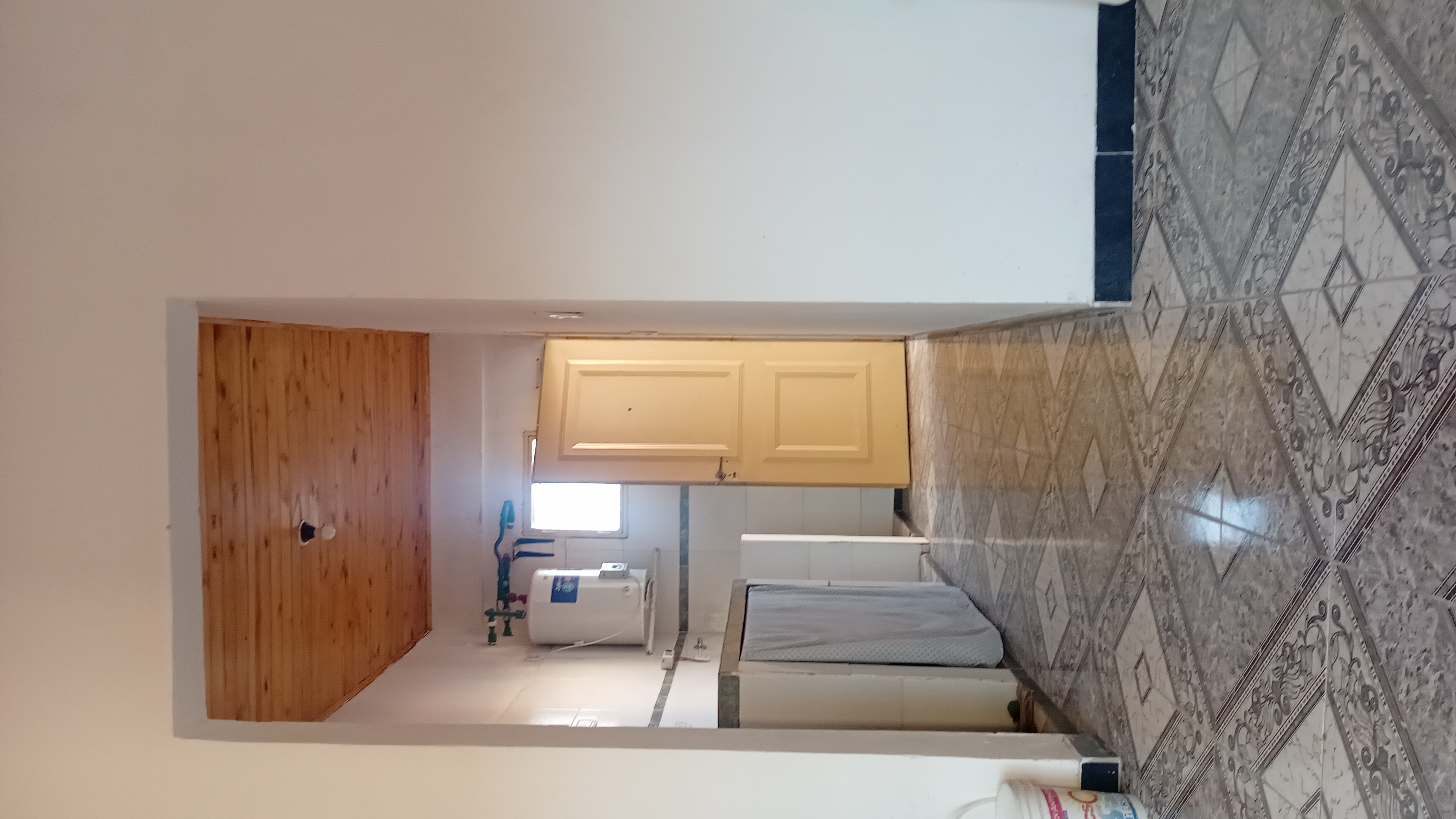 DEPARTAMENTO EN PLANTA ALTA A ESTRENAR, MUY LUMINOSO.

UBICACION: CHIAPORRI Nº 245 (planta alta) GLEW.

CONSTA DE: COCINA-LIVING-COMEDOR, BALCON, 3 DORMITOIROS Y BAÑO. SERVICIO LUZ ELECTRICA.

VALOR DEL ALQUILER: $ 550.000 X MES.-

CONSULTE POR CONDICIONES Y REQUISITOS PARA INGRESAR